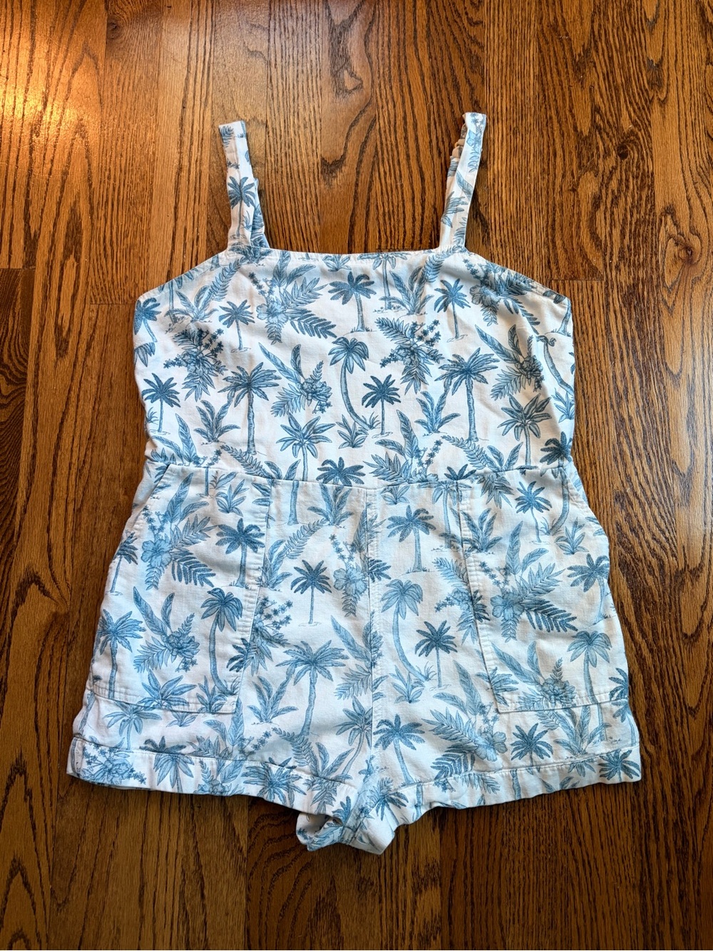 Show Me Your Mumu Catch Me Linen Blend Romper in White & Blue Palm Print Small - Picture 3 of 8